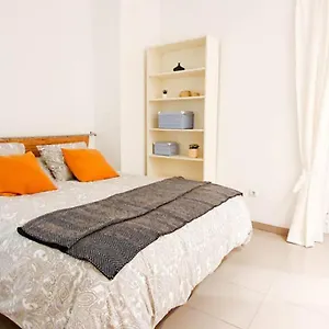 apartamento-suite-next-to-catedral-opcion-garaje.es-andalucia.com/